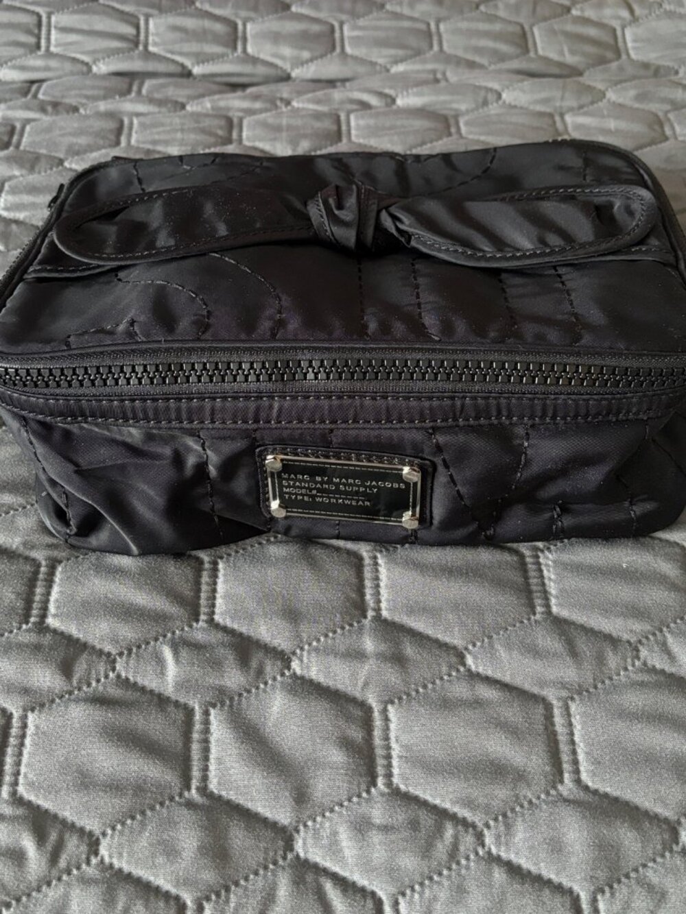 MARCH JACOBS  large pouch/makeup bag
